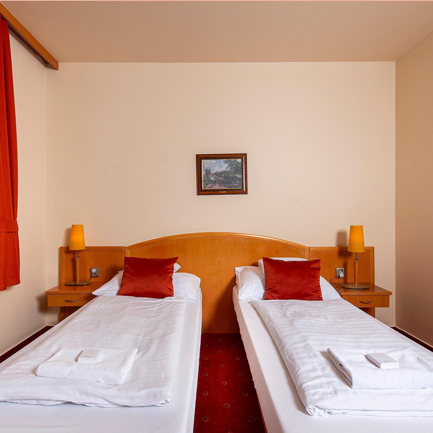 Gastland M0 Hotel & Conference Center Szigetszentmiklós Eksteriør billede