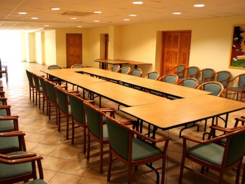Gastland M0 Hotel & Conference Center Szigetszentmiklós Eksteriør billede